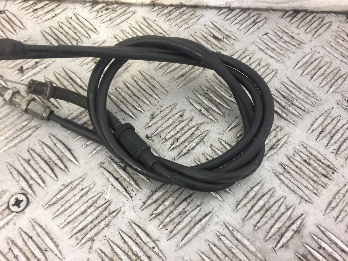 SUZUKI GSR600 GSR 600 THROTTLE CABLES YEAR 2010 (STOCK 470)