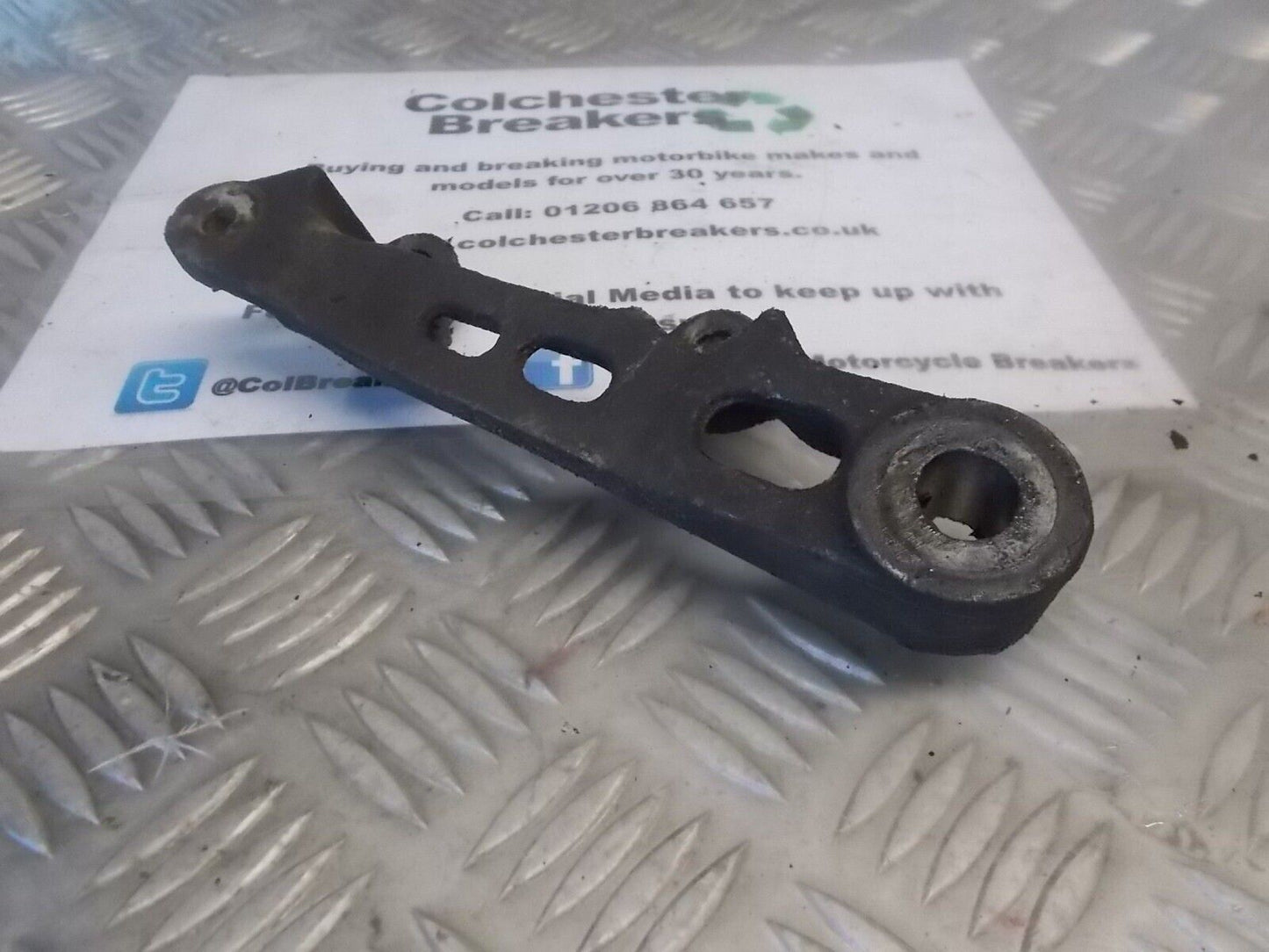 YAMAHA FZR600 FZR 600 REAR CALIPER BRACKET YEAR 1993
