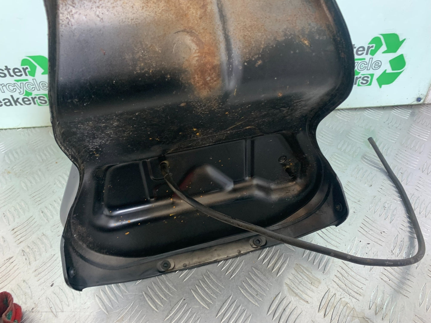 KAWASAKI ZX10R ZX 10R PETROL TANK YEAR 2011-2015 (CMB1154)