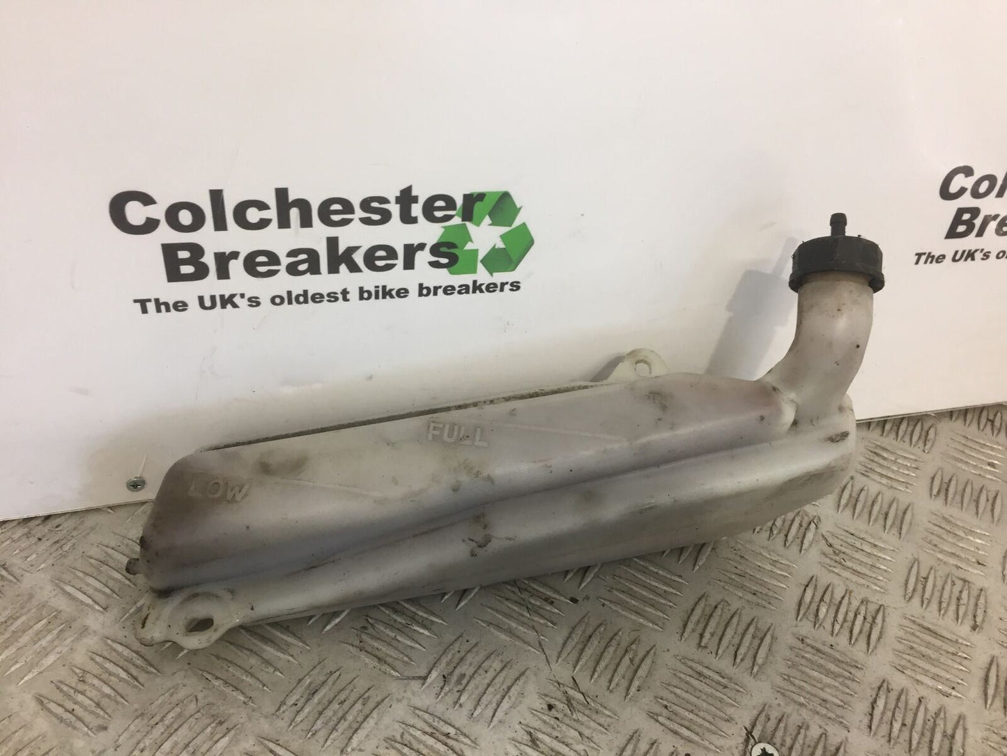 KAWASAKI ZZR1100 ZZR 1100 D COOLANT BOTTLE YEAR 1994 1999