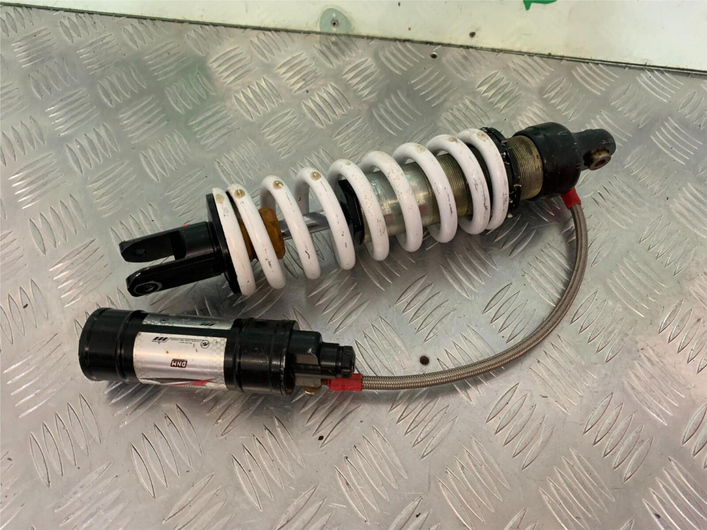 KAWASAKI KX85 KX 85 REAR SHOCK YEAR 2004 (STOCK 985)