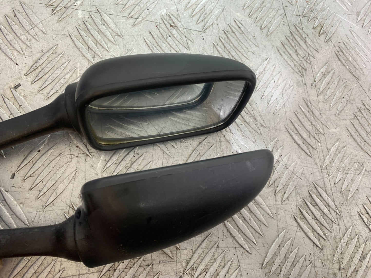 SUZUKI RF900 RF 900 LEFT AND RIGHT MIRRORS YEAR 1994-1999 CMB1326