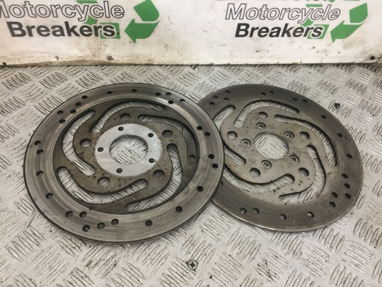 HARLEY DAVIDSON XL1200 SPORTSTER FRONT BRAKE DISCS YEAR 2006 (STOCK 751)
