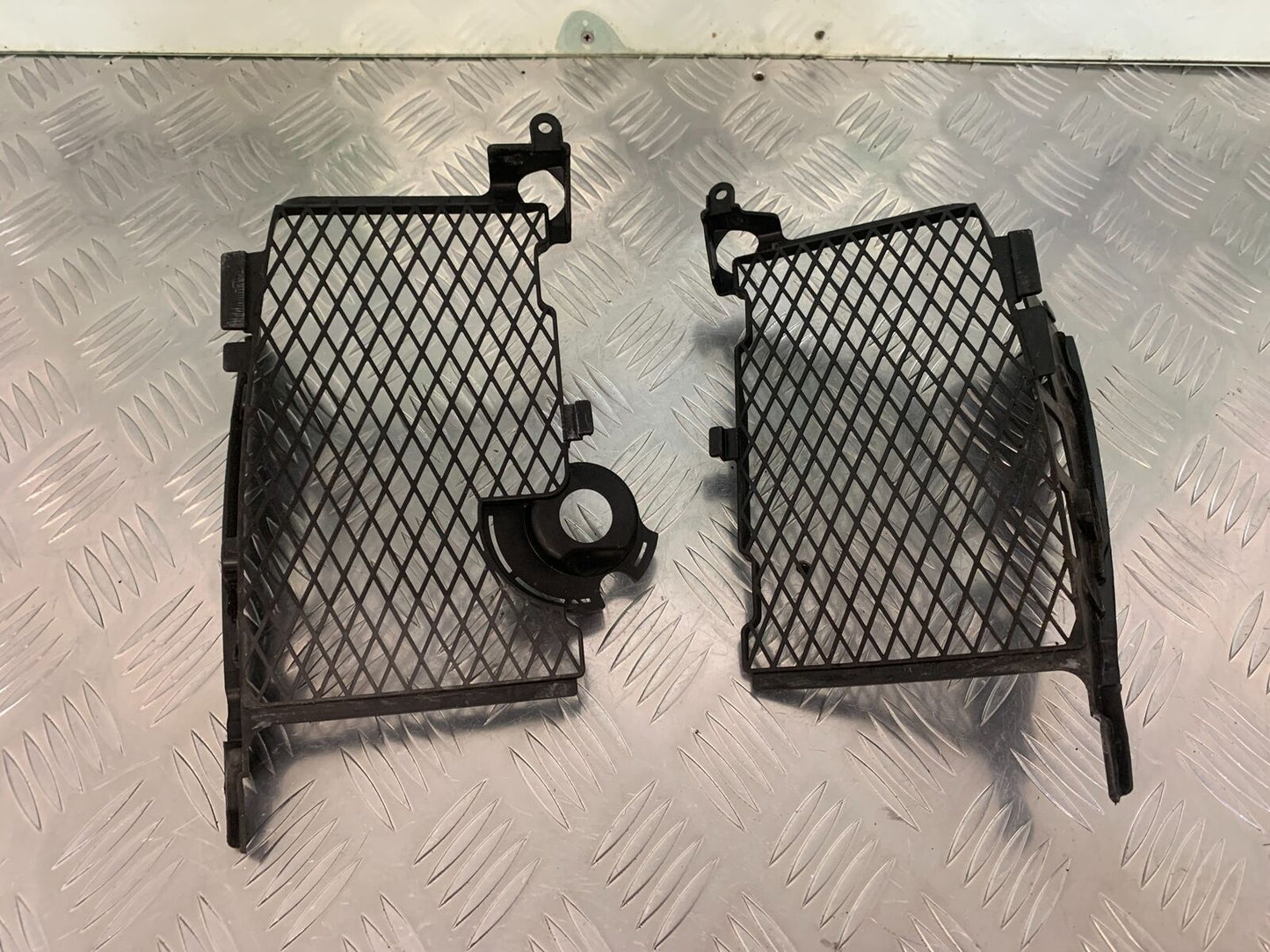 HONDA CRF1000 (DCT) AFRICA TWIN RADIATOR GRILLS YEAR 2019 (STOCK 962)