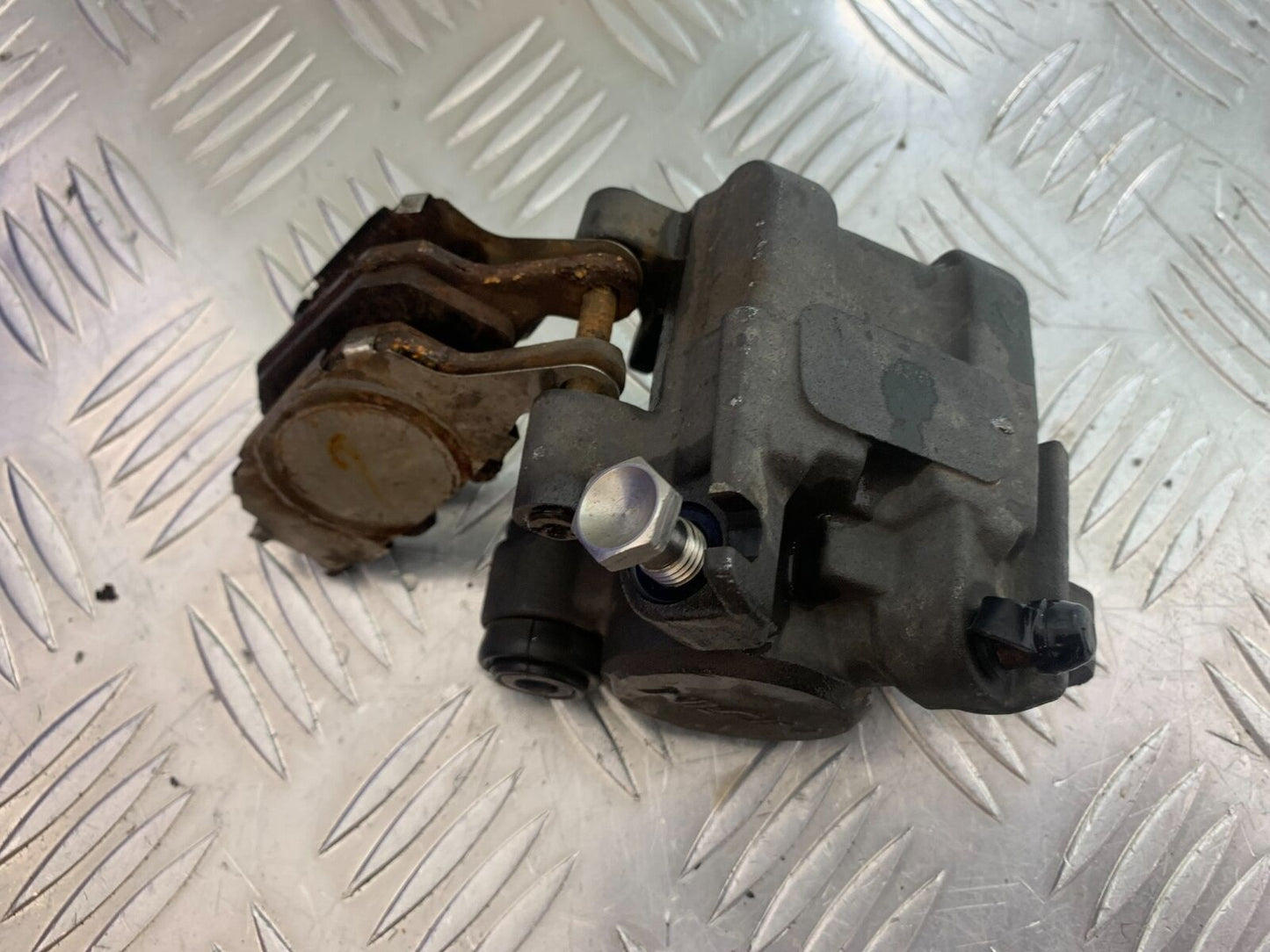 HONDA CBR600 CBR 600 F2 REAR CALIPER YEAR 1991-1993 (CMB1114)
