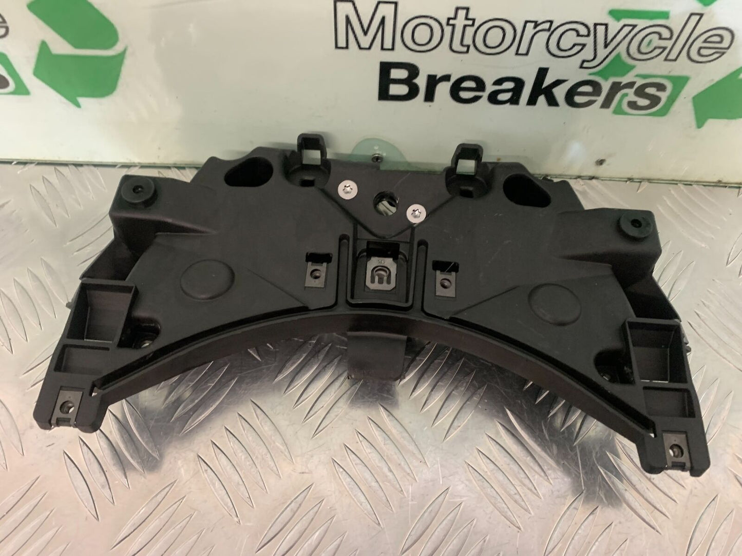 TRIUMPH 765 STREET TRIPLE RS ENGINE COVER YEAR 2018-2021 (STOCK 968)