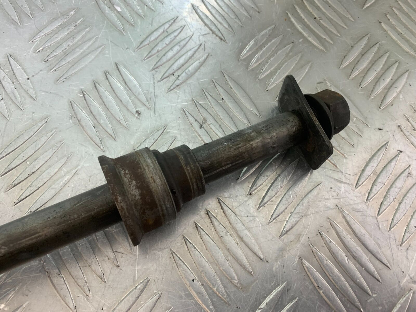 SUZUKI DL 650 V-STROM REAR WHEEL SPINDLE & ADJUSTERS YEAR 2020 (CMB1117)