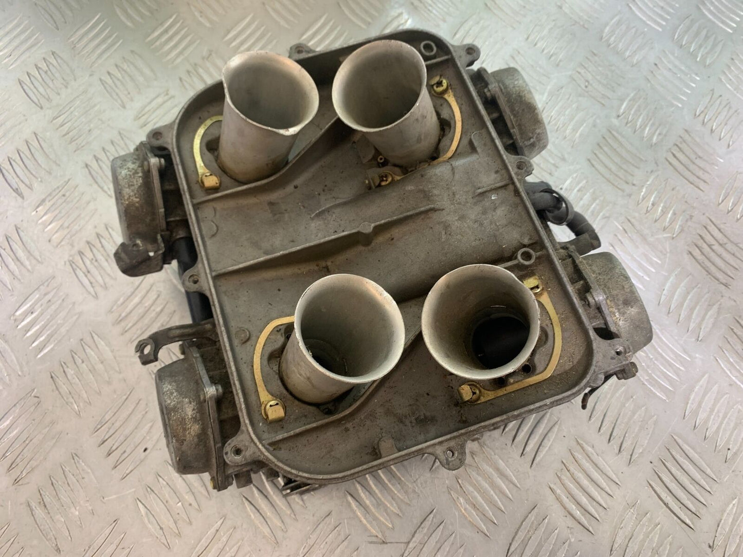 HONDA VFR750 VFR 750 FL-M-N-P CARBS YEAR 1990-93 (CMB1093)