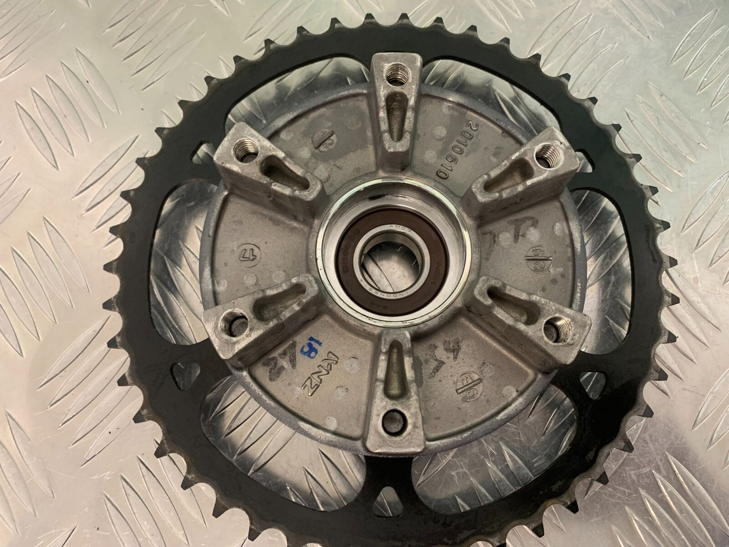TRIUMPH 765 STREET TRIPLE RS REAR SPROCKET CARRIER YEAR 2018-2021 (STOCK 968)