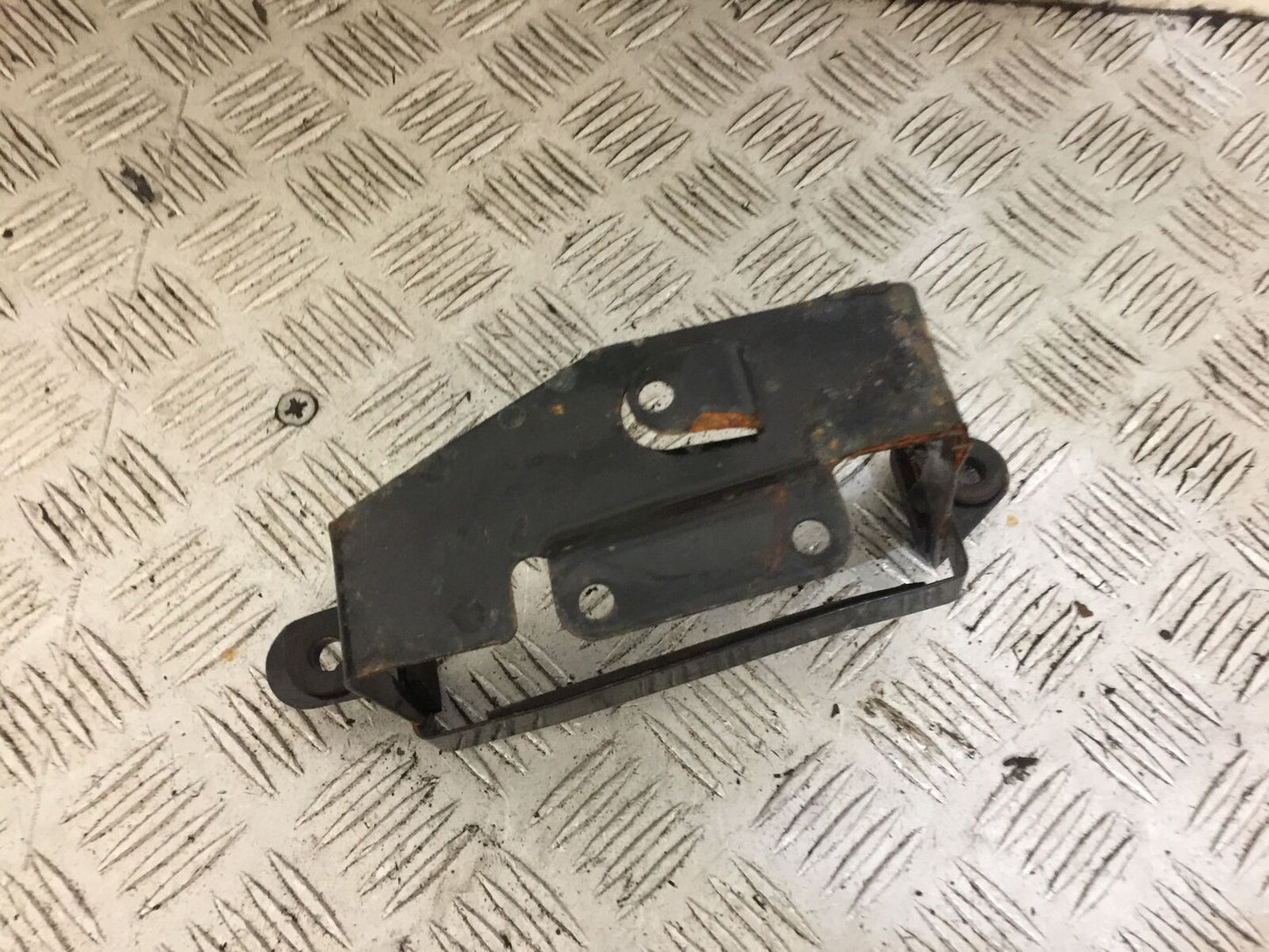MUTT MONGREL 125 BATTERY BOX YEAR 2016-2020 (STOCK 738)