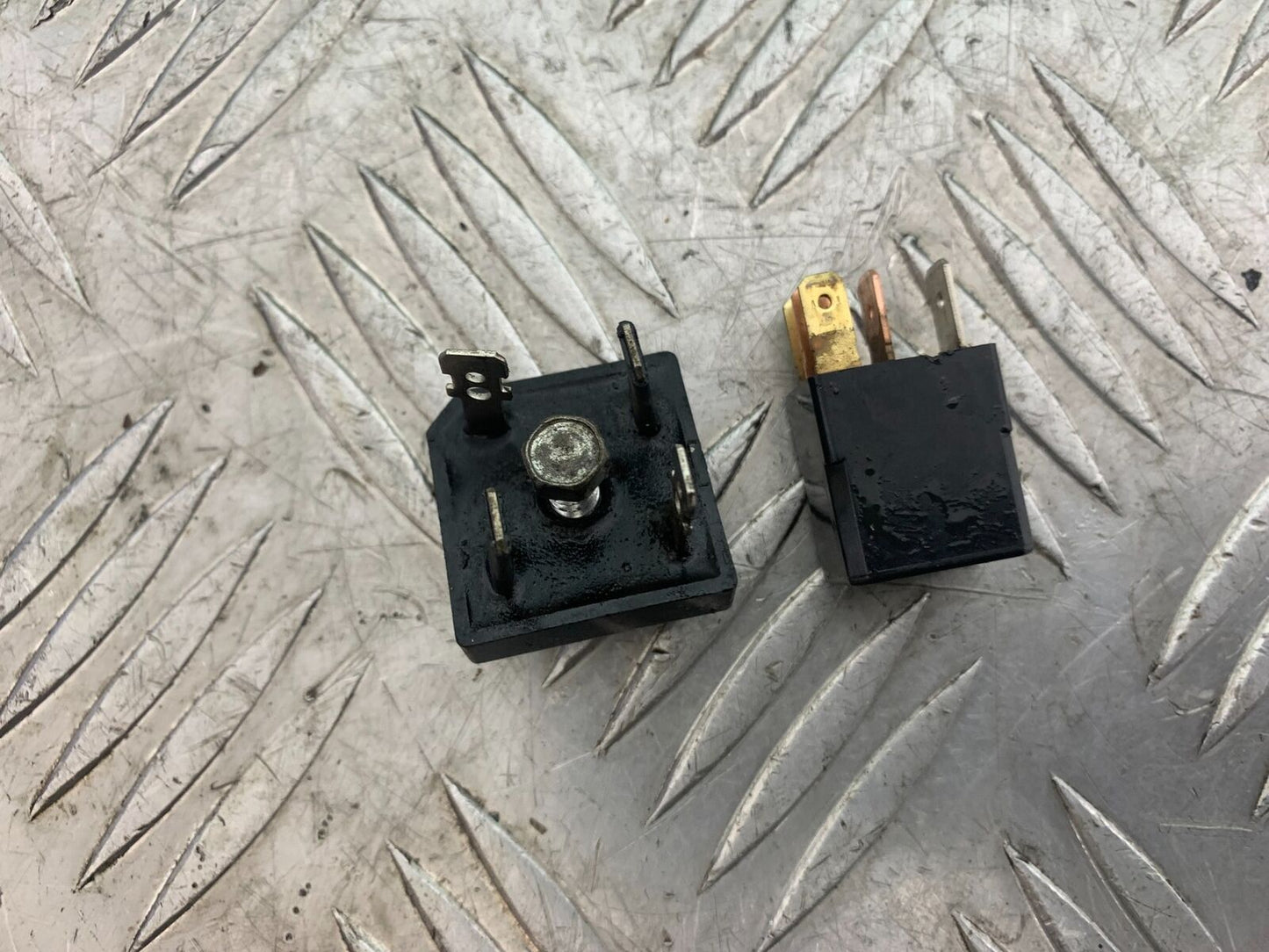 YAMAHA XT125 X XT 125 X RELAYS 2005-2011 (CMB1097)