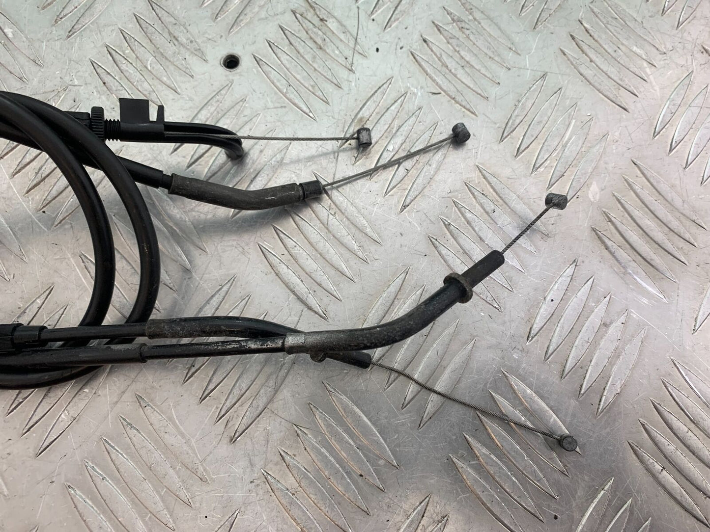 KAWASAKI ER6 N THROTTLE CABLES YEAR 2005-2008 (CMB1034)