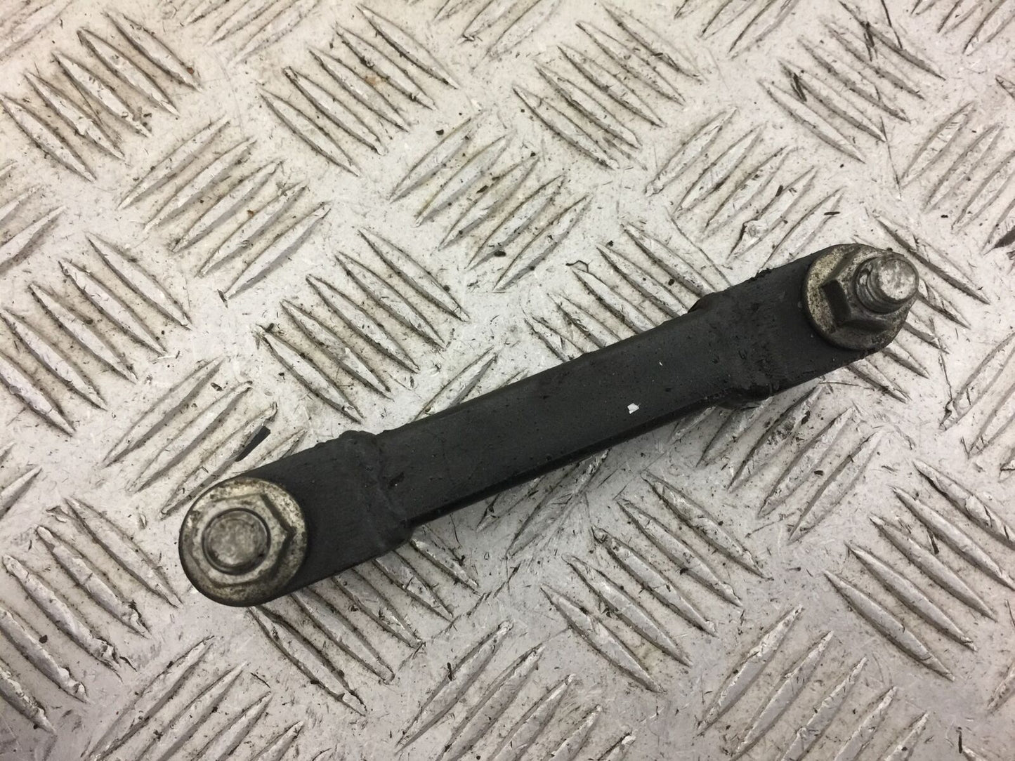 KAWASAKI Z1000 ZR1000 (ABS) BRAKE ARM YEAR 2015 (STOCK 636)