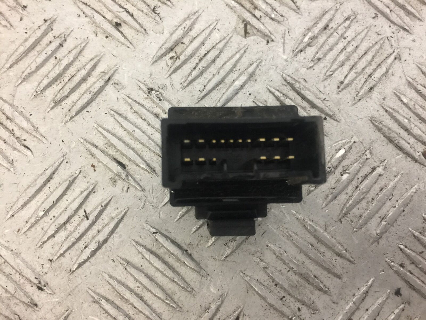 YAMAHA MT09 MT-09 TRACER MAIN RELAY YEAR 2017 (STOCK 663)