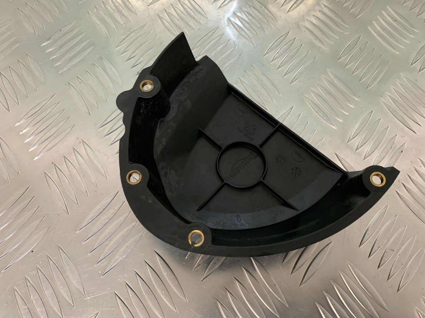 TRIUMPH SPEED TRIPLE R 1050 SPROCKET COVER YEAR 2014 (STOCK 934)