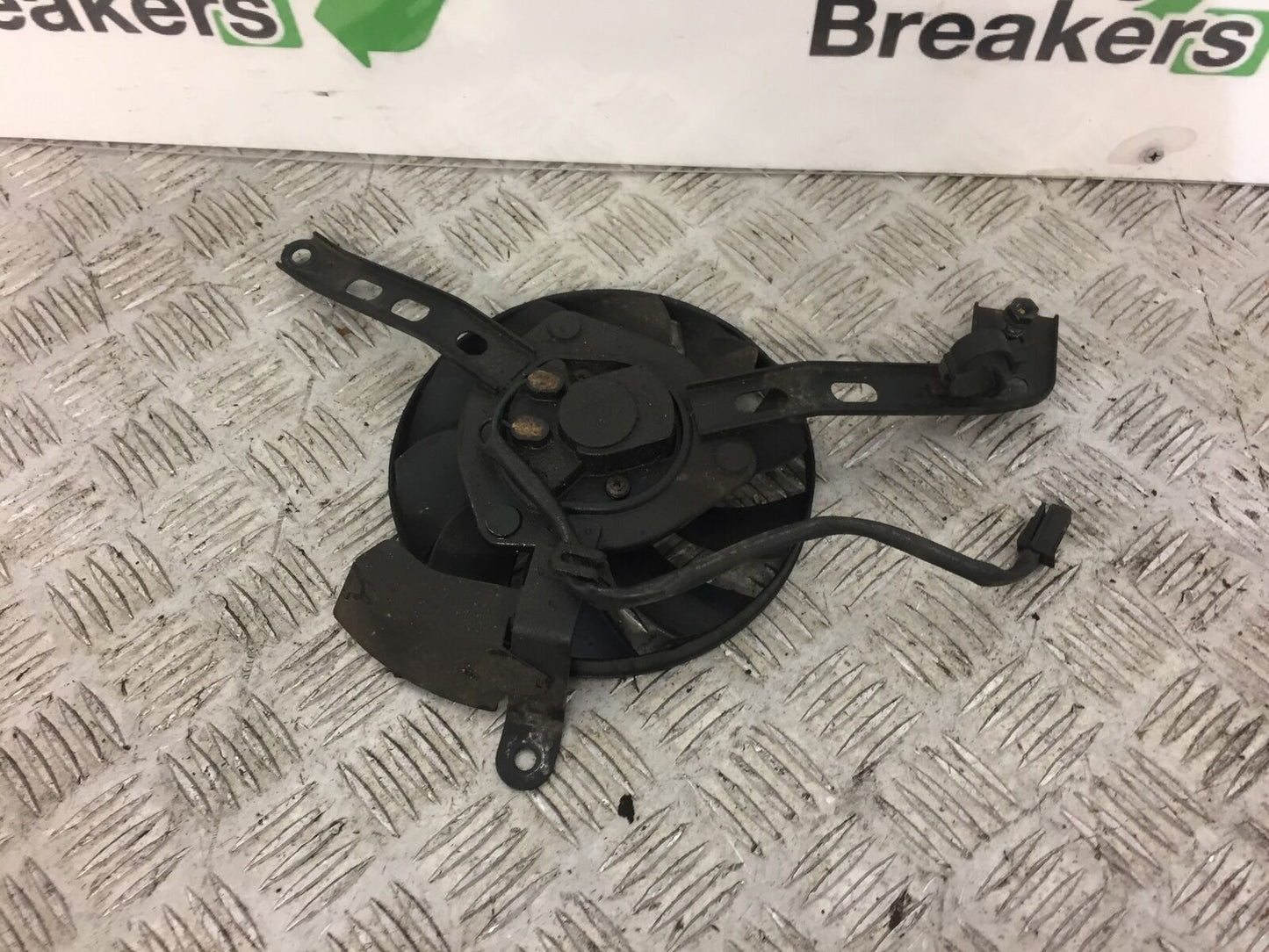 YAMAHA MT07 MT-07 TRACER RADIATOR FAN YEAR 2017