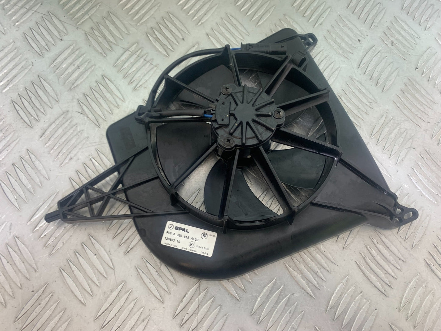 BMW M1000 R RADIATOR FAN YEAR 2023-2024 (CMB1140)