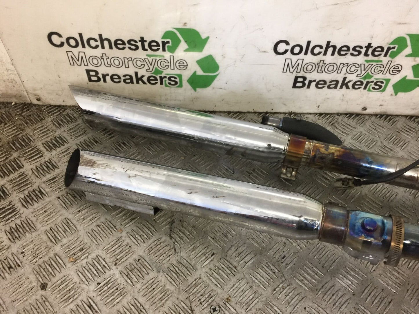 HARLEY DAVIDSON FXDC DYNA SUPER GLIDE EXHAUST YEAR 2012 STOCK 436
