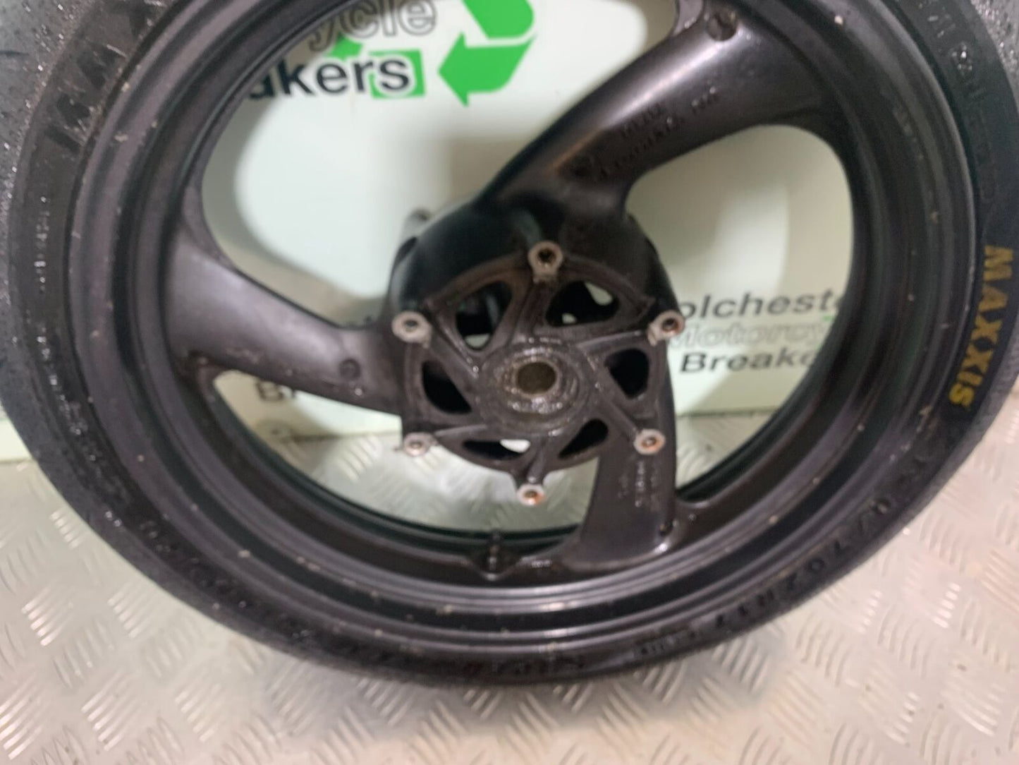 YAMAHA XJR1300 XJR 1300 FRONT WHEEL YEAR 1999-2003 (CMB1055)