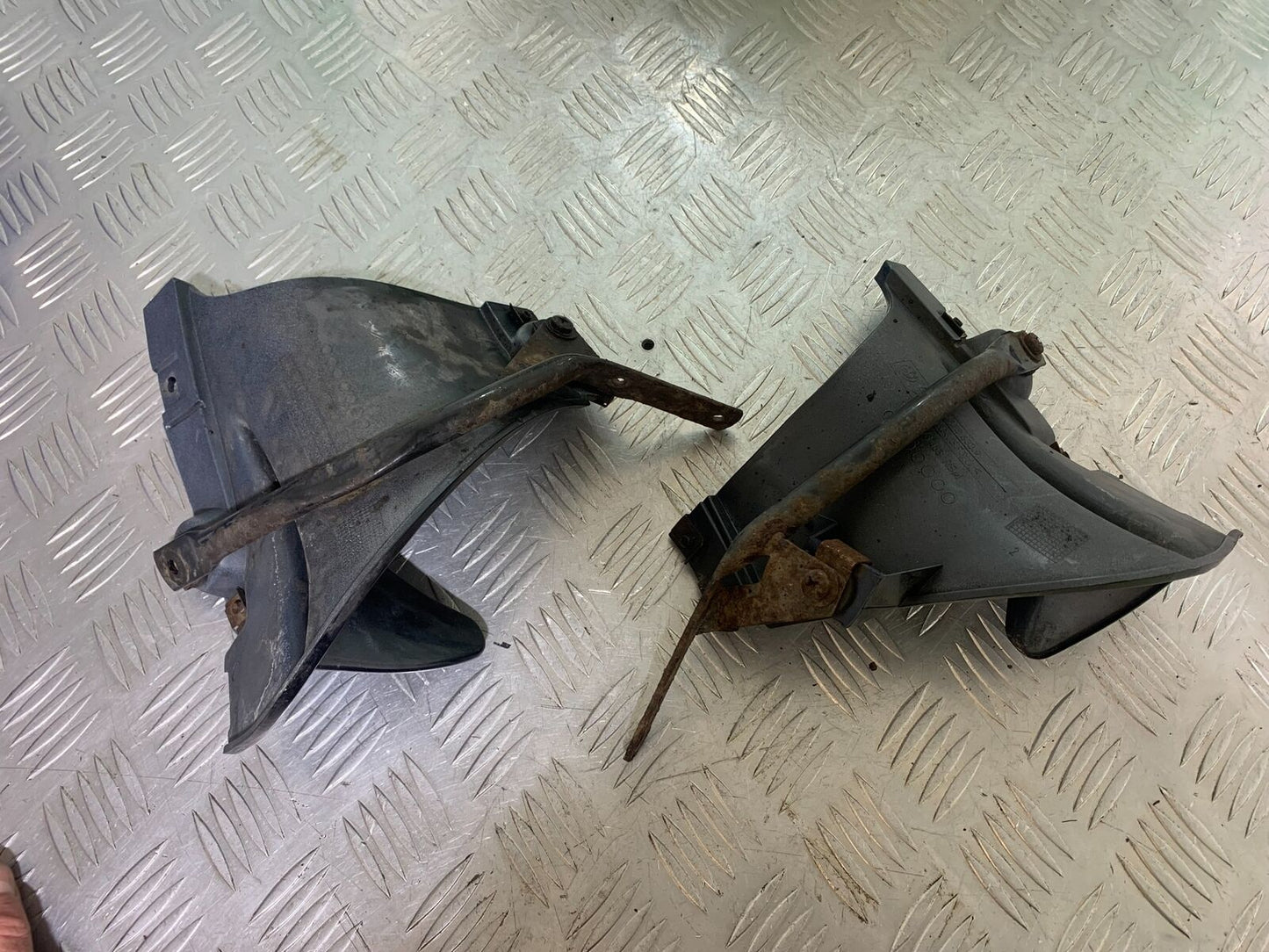 BMW R1100 RT R 1100 RT LEFT AND RIGHT INFILLS YEAR 1996-2001 (CMB1095)