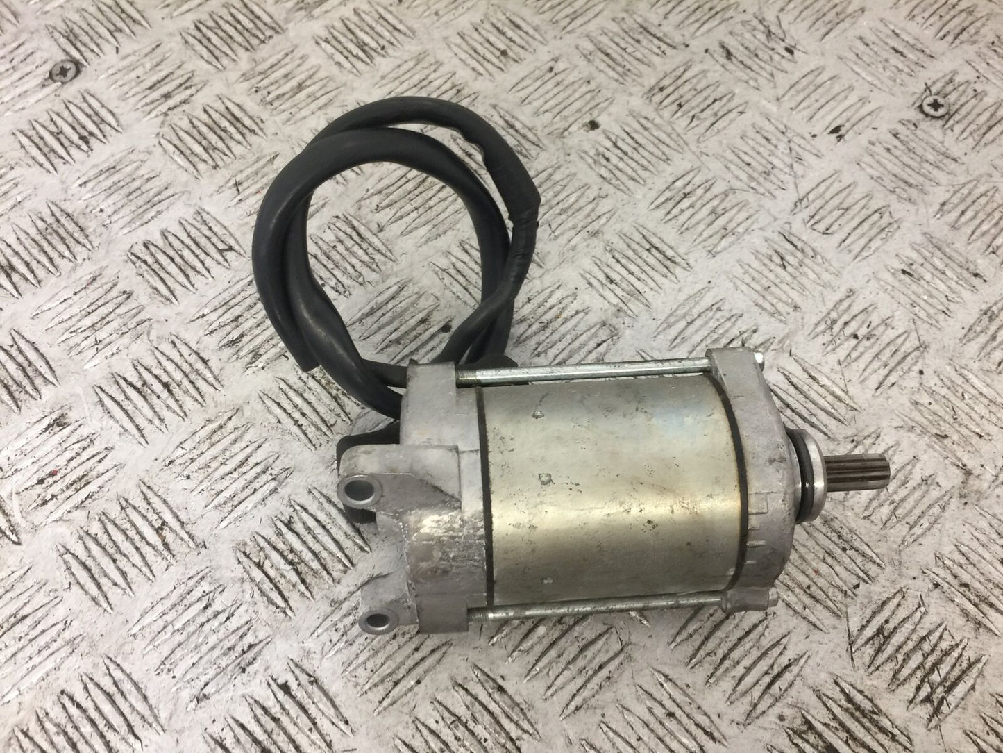 YAMAHA FZS1000 FAZER 1000 FZ1 STARTER MOTOR YEAR 2000-05 (STOCK 714)