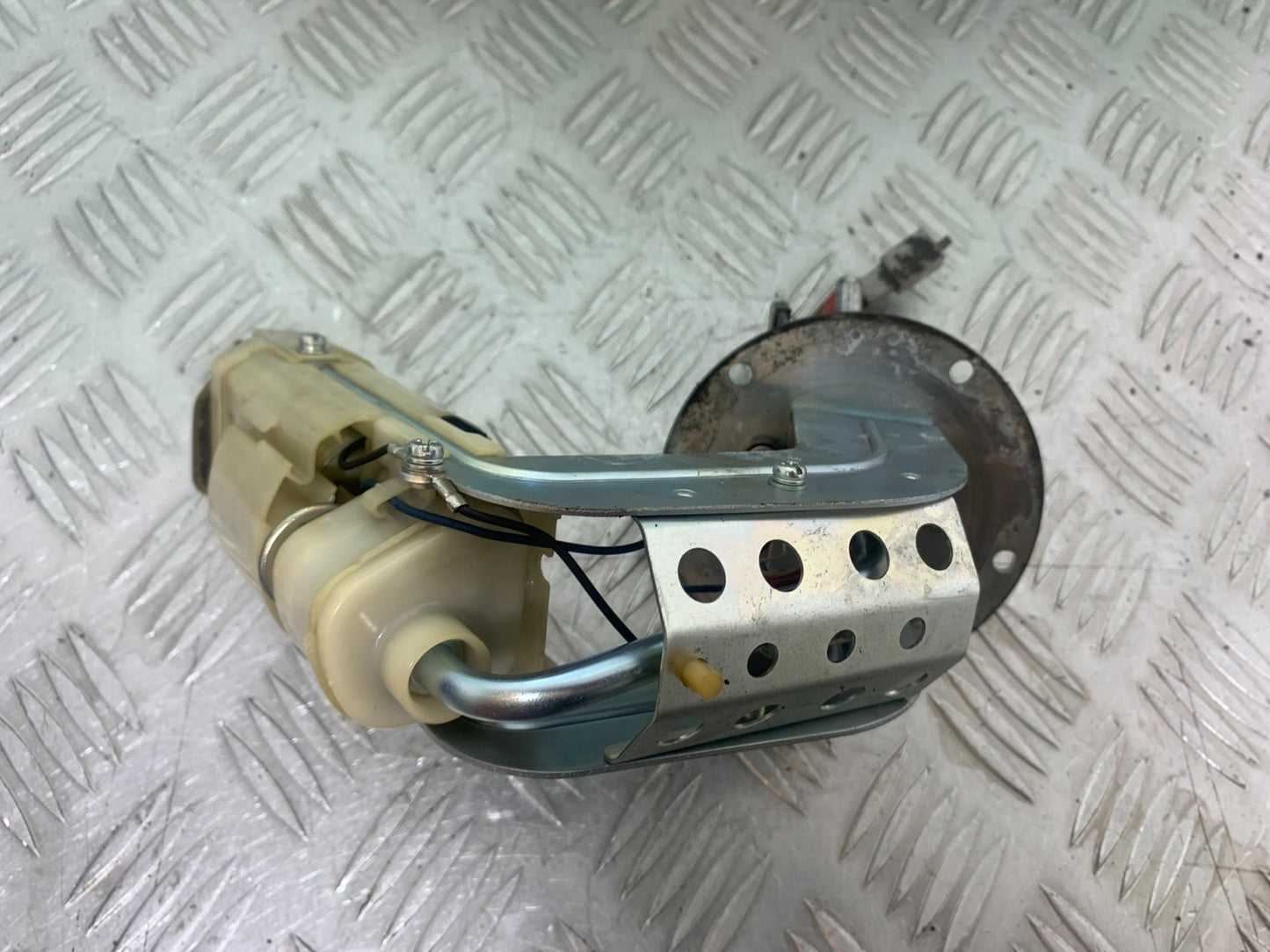 SUZUKI GSF650 GSF 650 PETROL PUMP YEAR 2007-2009 (CMB1161)