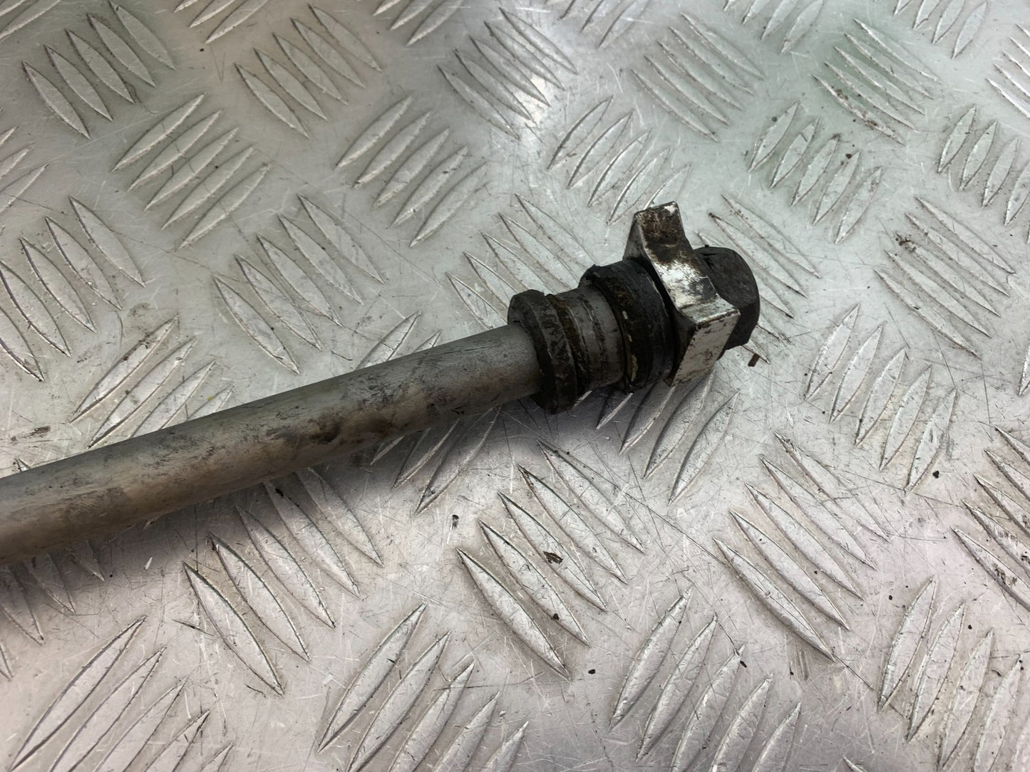 TRIUMPH TIGER 800 XRT REAR WHEEL SPINDLE 2018-2020 (CMB1193)