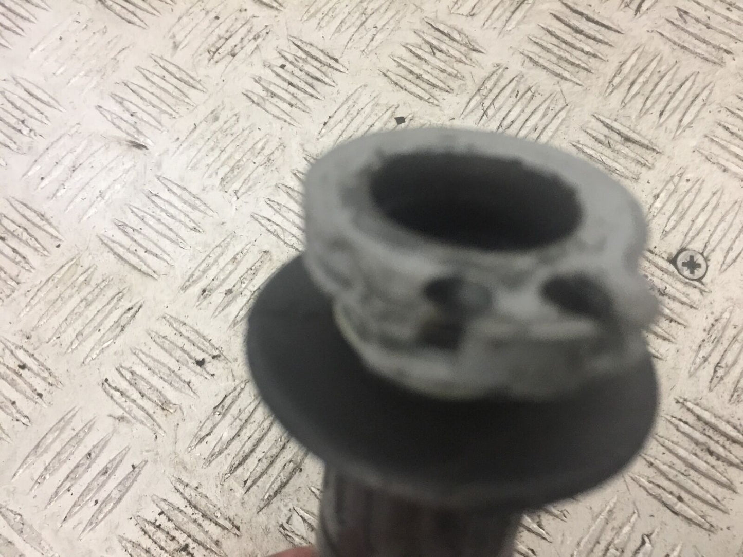 KAWASAKI Z750 Z 750 THROTTLE TWIST GRIP YEAR 2009-2012 (STOCK 810)