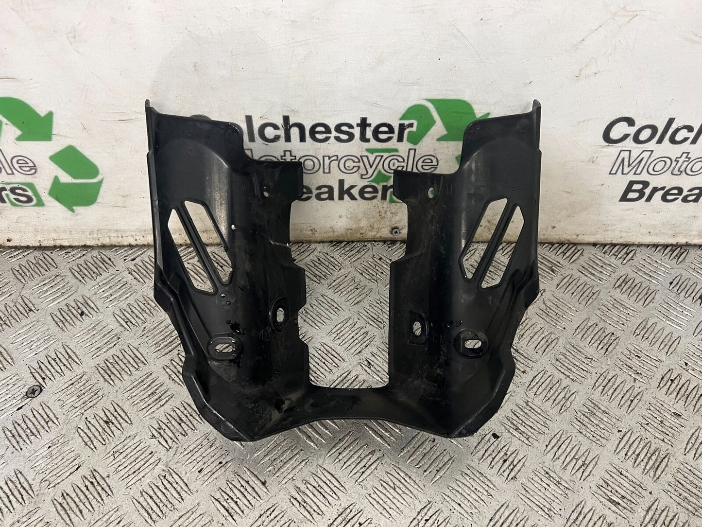 TRIUMPH TIGER 1200 EXPLORER FRAME INFILL PANEL YEAR 2012-2015 (STOCK 901)