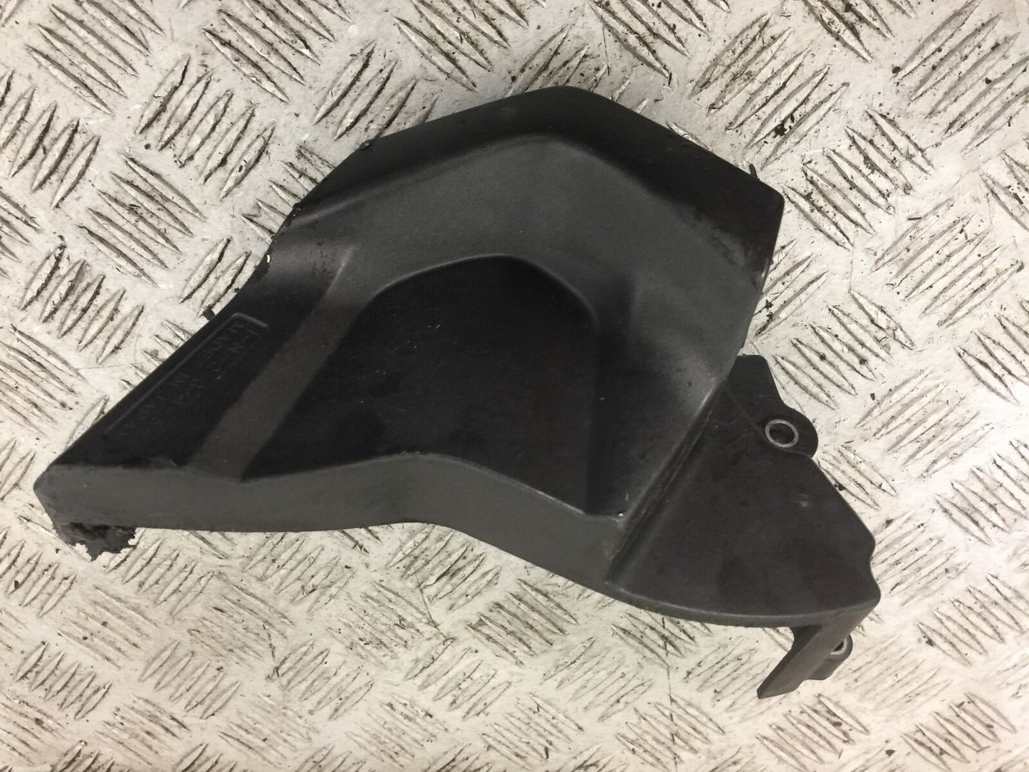 YAMAHA FZ1-N SPROCKET COVER YEAR 2006-2012 (STOCK 787)