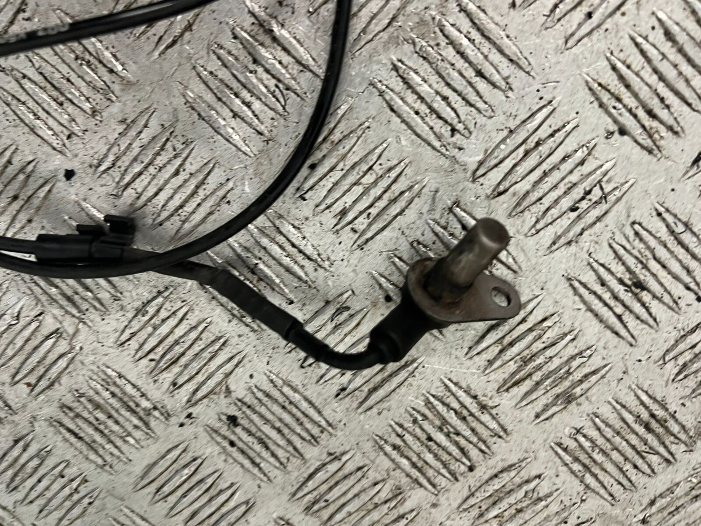 TRIUMPH TIGER 1200 EXPLORER FRONT ABS SENSOR YEAR 2012-2015 (STOCK 901)