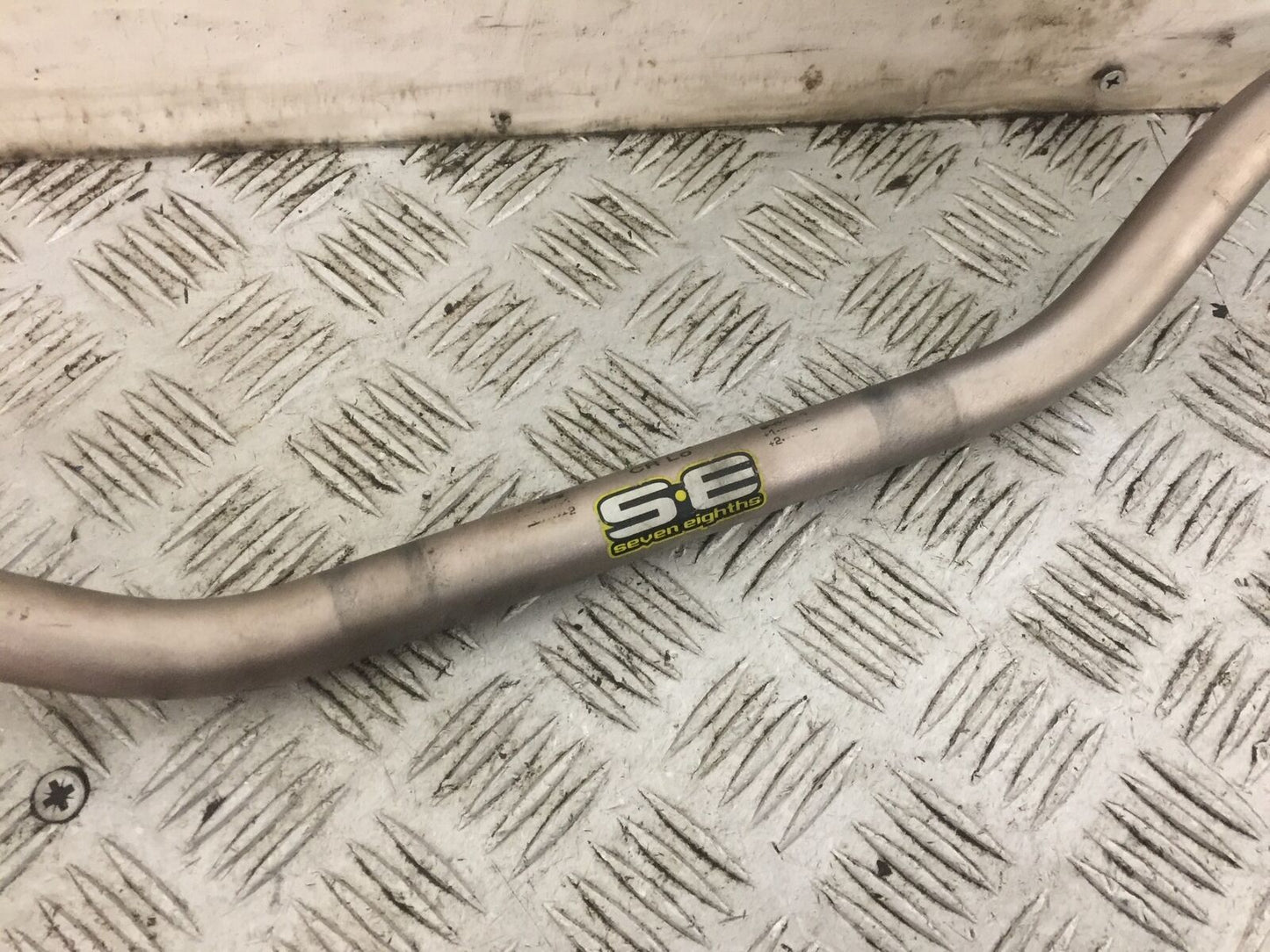 TRIUMPH TROPHY 900 HANDLEBARS YEAR 1993-95 (STOCK 799)