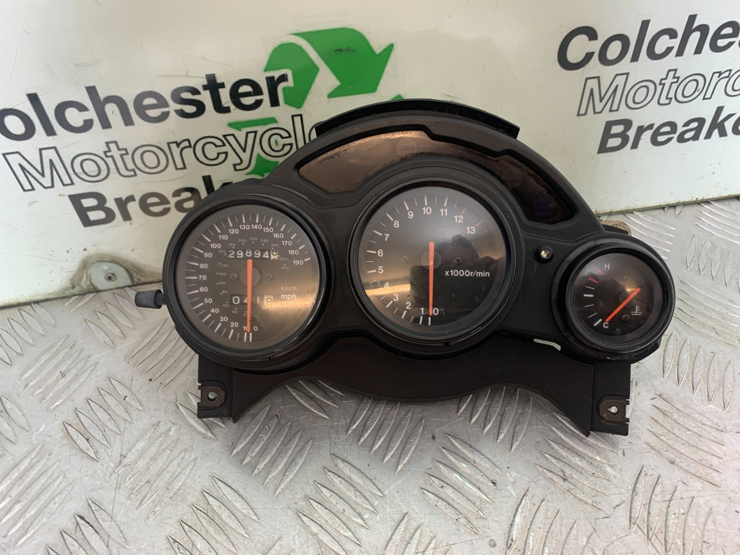 SUZUKI RF900 RF 900 CLOCKS SPEEDO DASH YEAR 1994-1999 CMB1326