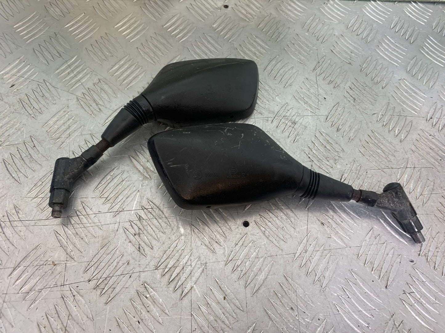 SUZUKI GW250 GW 250 INAZUMA MIRRORS YEAR 2013-2018 (CMB1205)