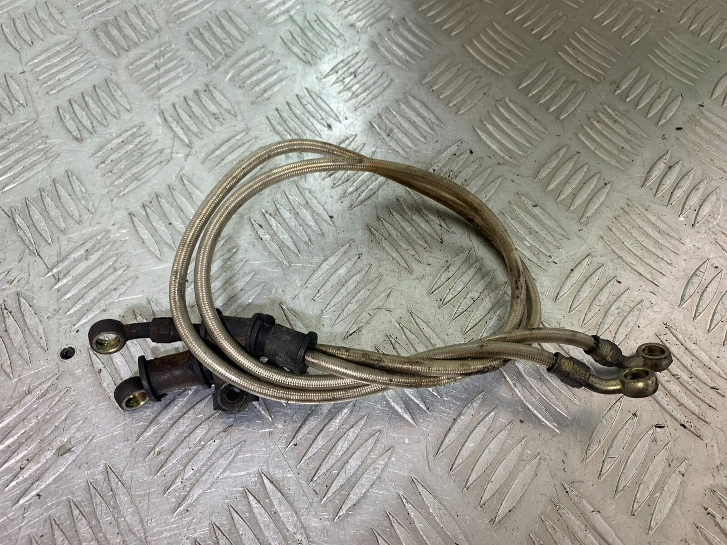 YAMAHA YZF600 YZF 600 THUNDERCAT BRAIDED FRONT BRAKE LINES 1996-2003 (CMB1134)