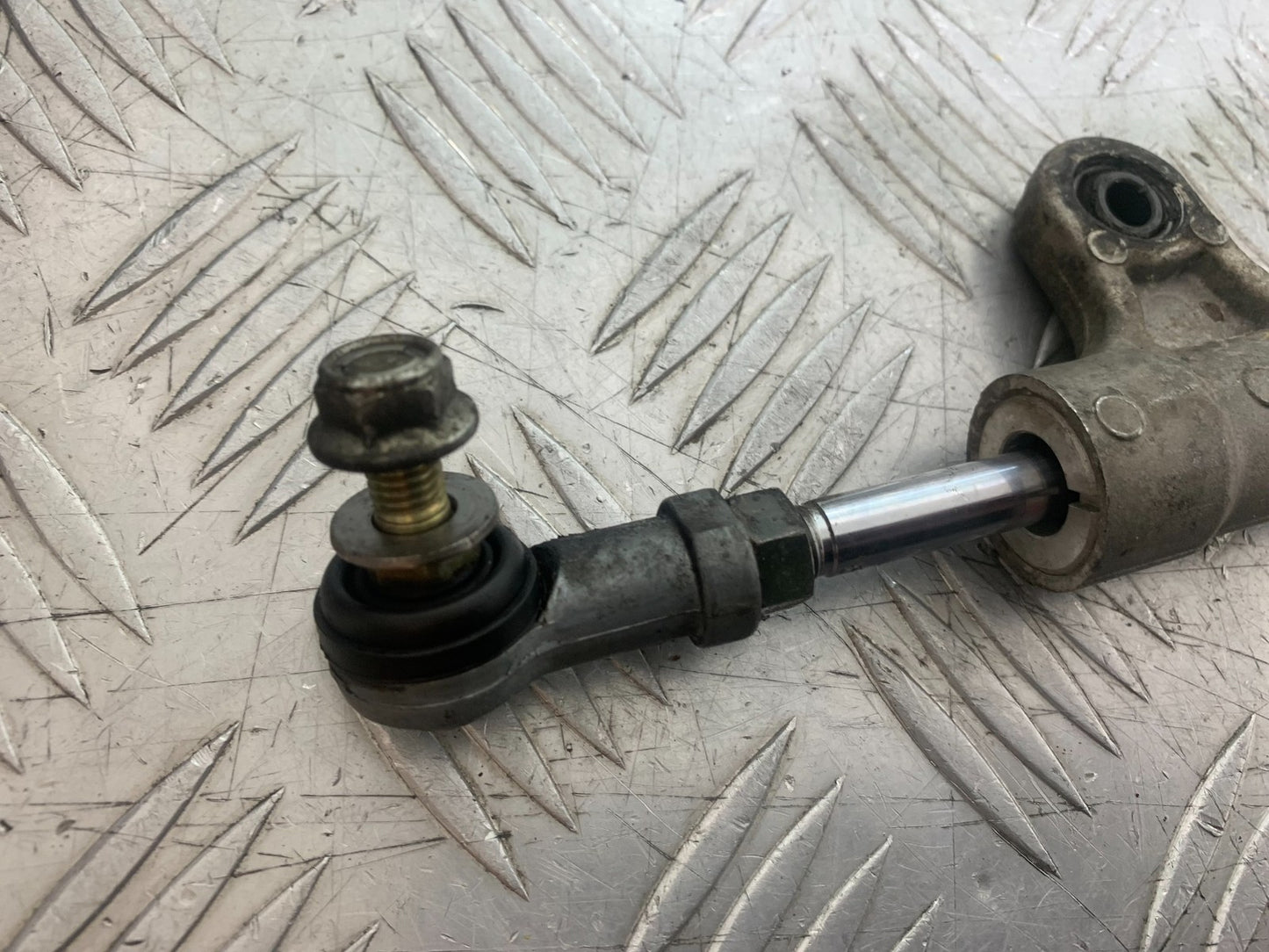SUZUKI GSXR750 GSXR 750 K4 K5 STEERING DAMPER 2004-2005 (CMB1319)