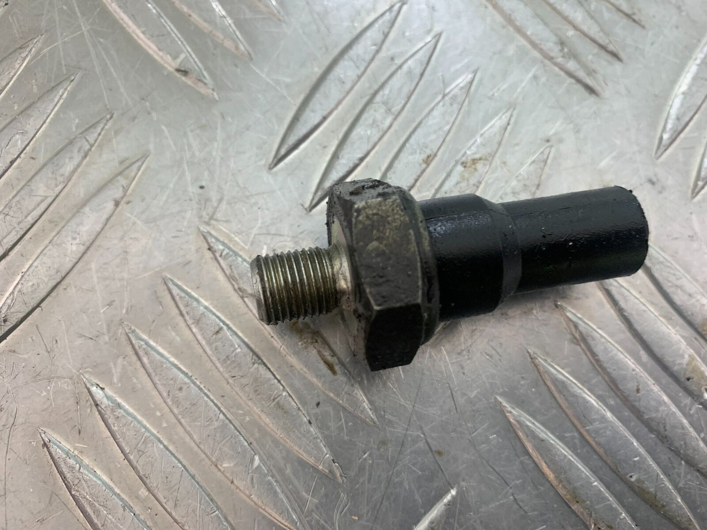 MV AGUSTA TURISMO VELOCE 800 OIL PRESSURE SWITCH YEAR 2014-17 (CMB1051)