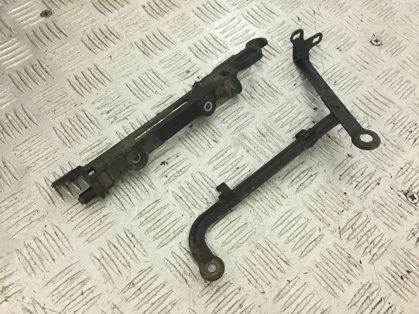 APRILIA TUONO 1000 V4R BRACKETS 2011-13 (STOCK 746)