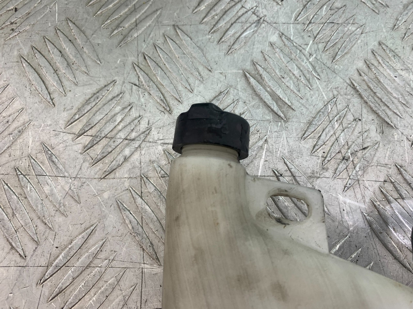 APRILIA RSV1000 R FACTORY MILLE COOLANT BOTTLE 2004-09 (CMB1203)