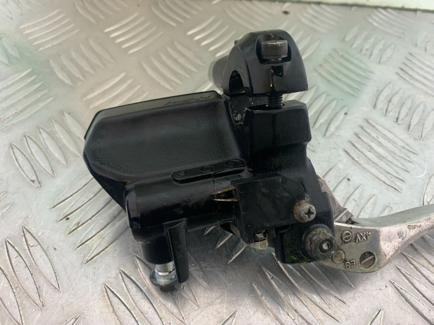 KAWASAKI EN650 VULCAN FRONT MASTER CYLINDER YEAR 2017-2021 (CMB1060)