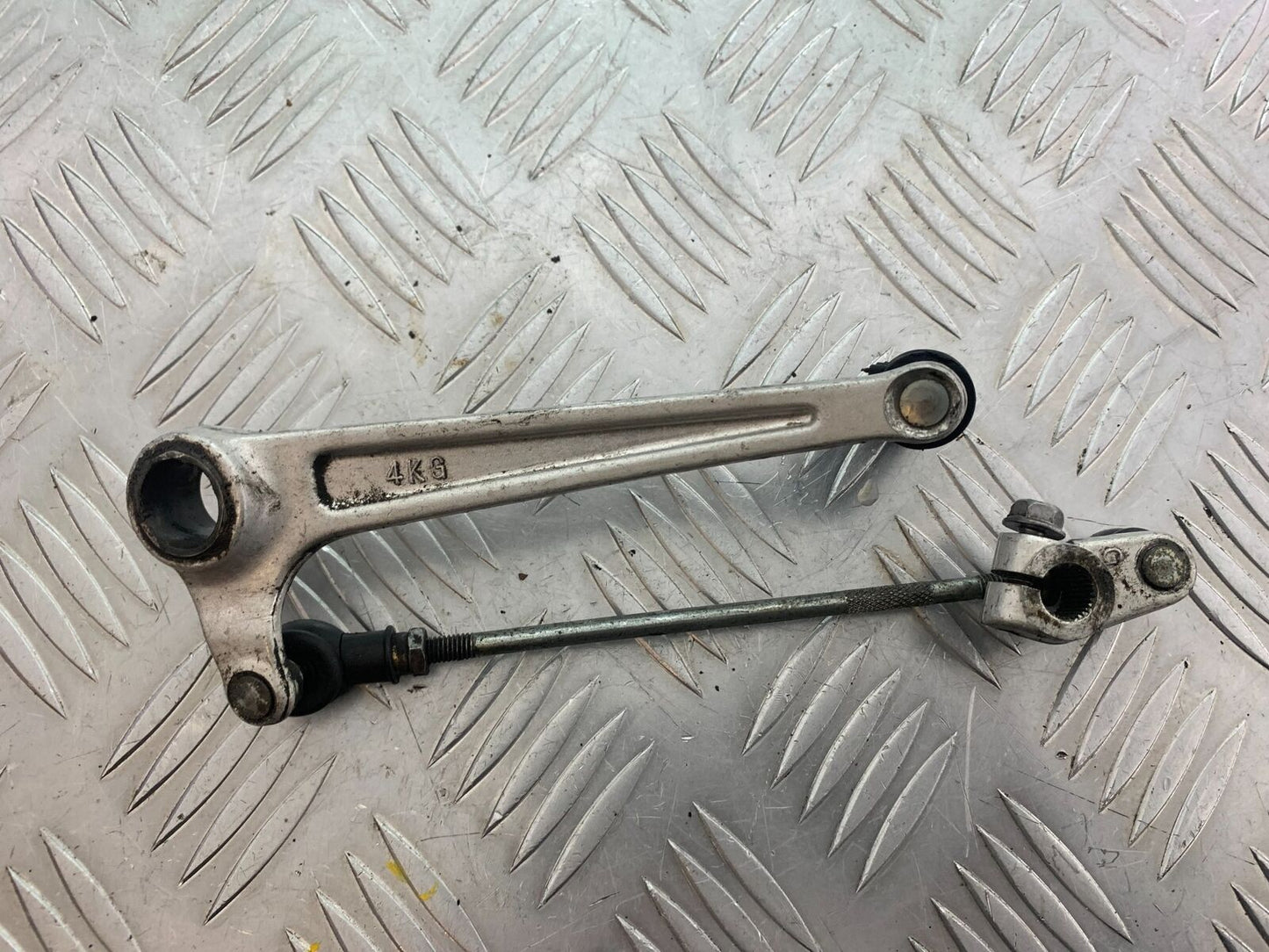 YAMAHA XJR1300 XJR 1300 GEAR LEVER YEAR 1999-2003 (CMB1055)