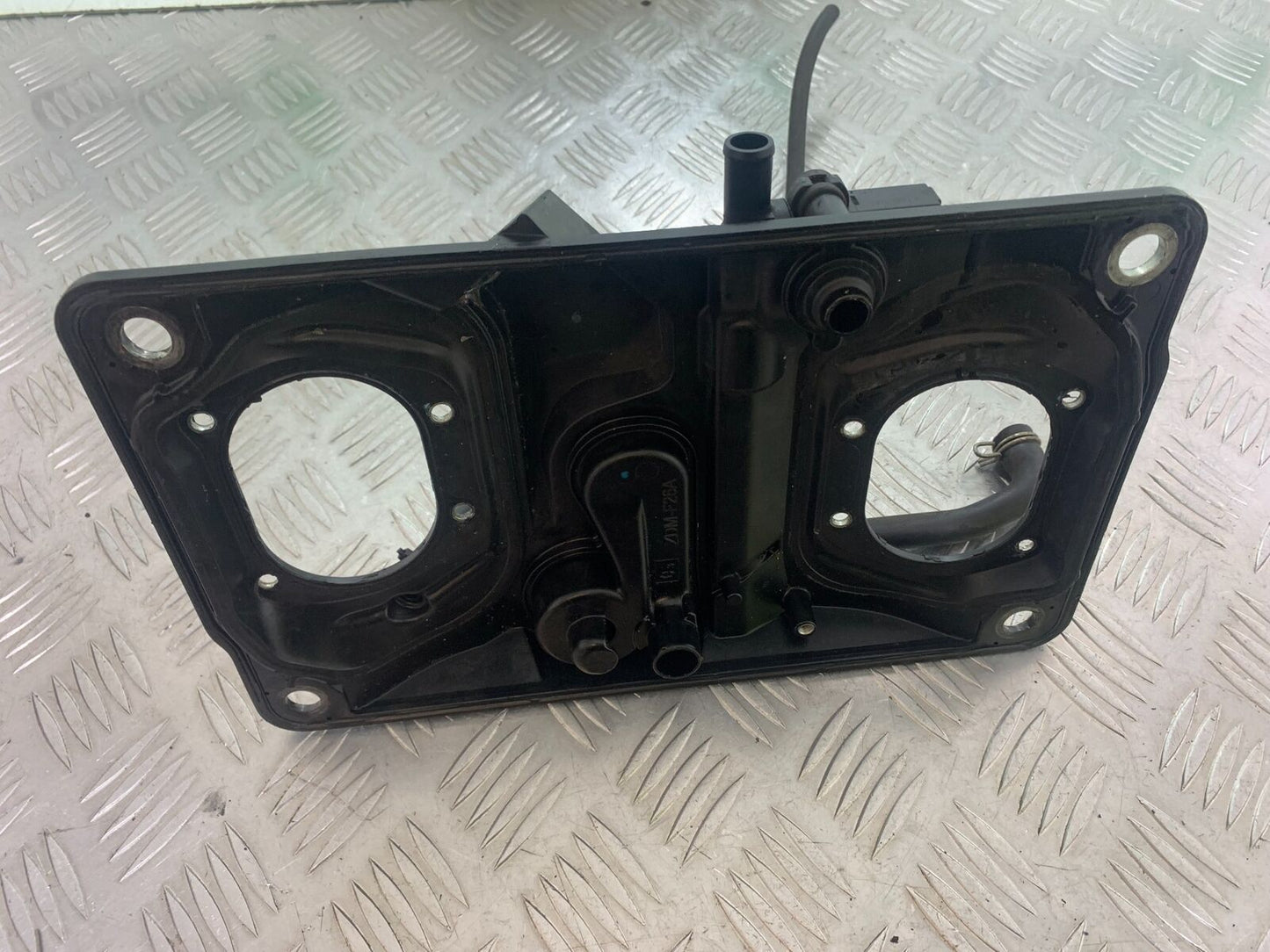 DUCATI 1199 PANIGALE LOWER AIRBOX COVER YEAR 2012-2014 (CMB1047)