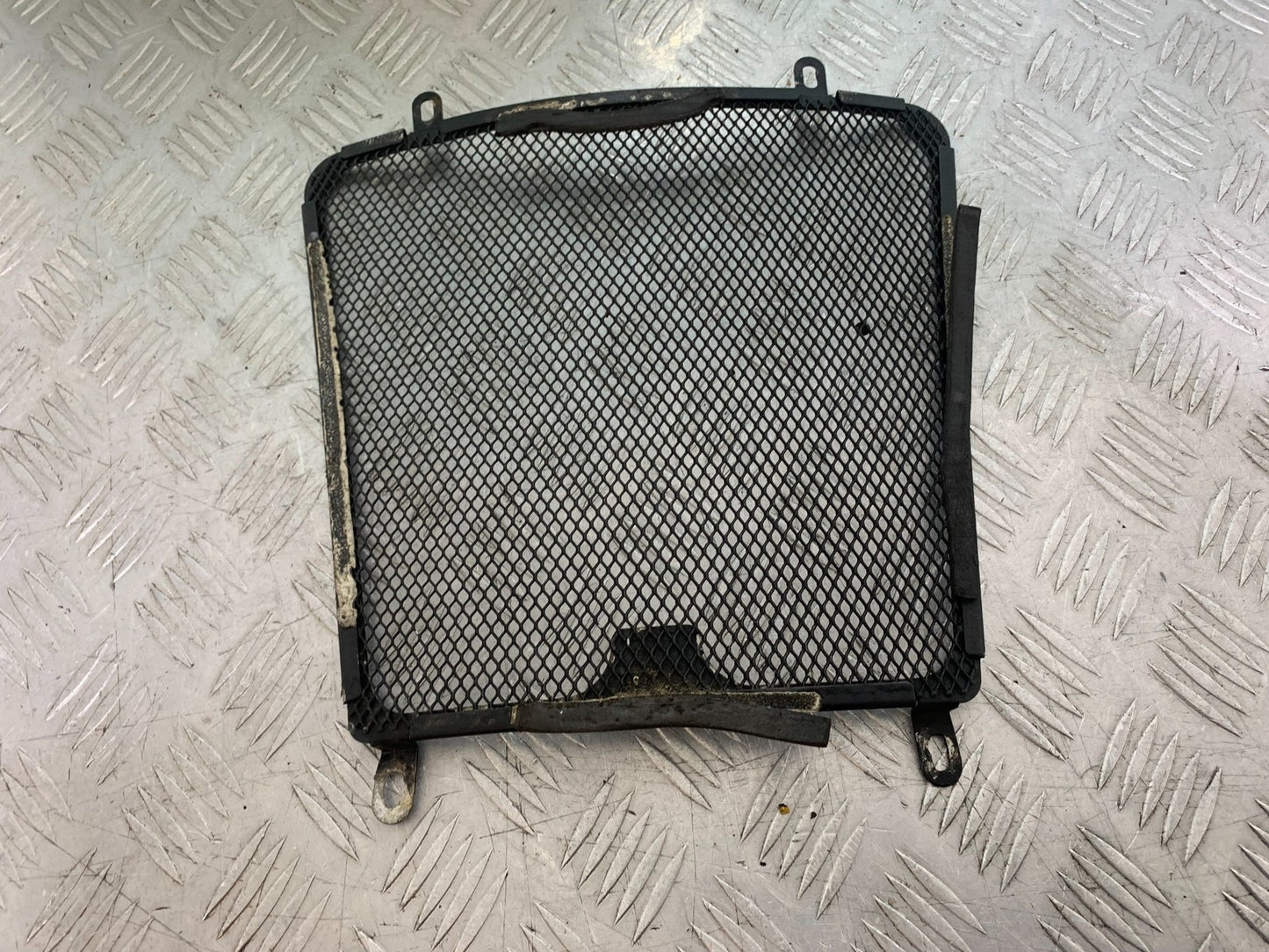 APRILIA TUONO 1000 V4R RADIATOR GRILL YEAR 2011-13 (CMB1316)