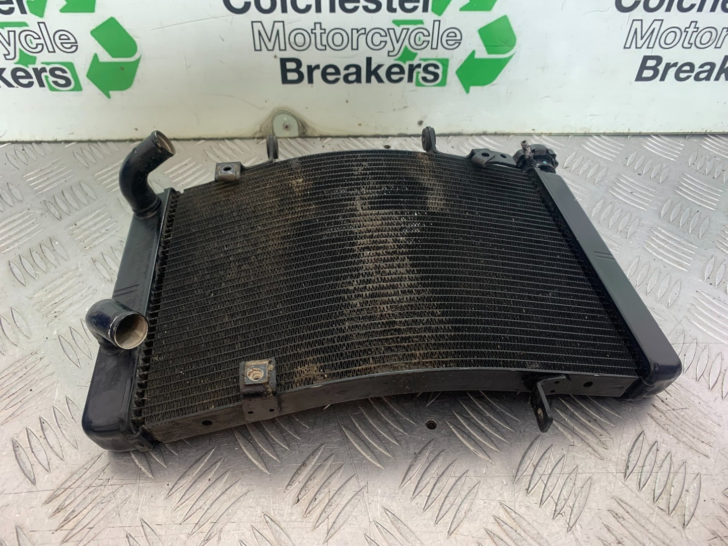 TRIUMPH 675 STREET TRIPLE RADIATOR 2013-2016 (CMB1186)