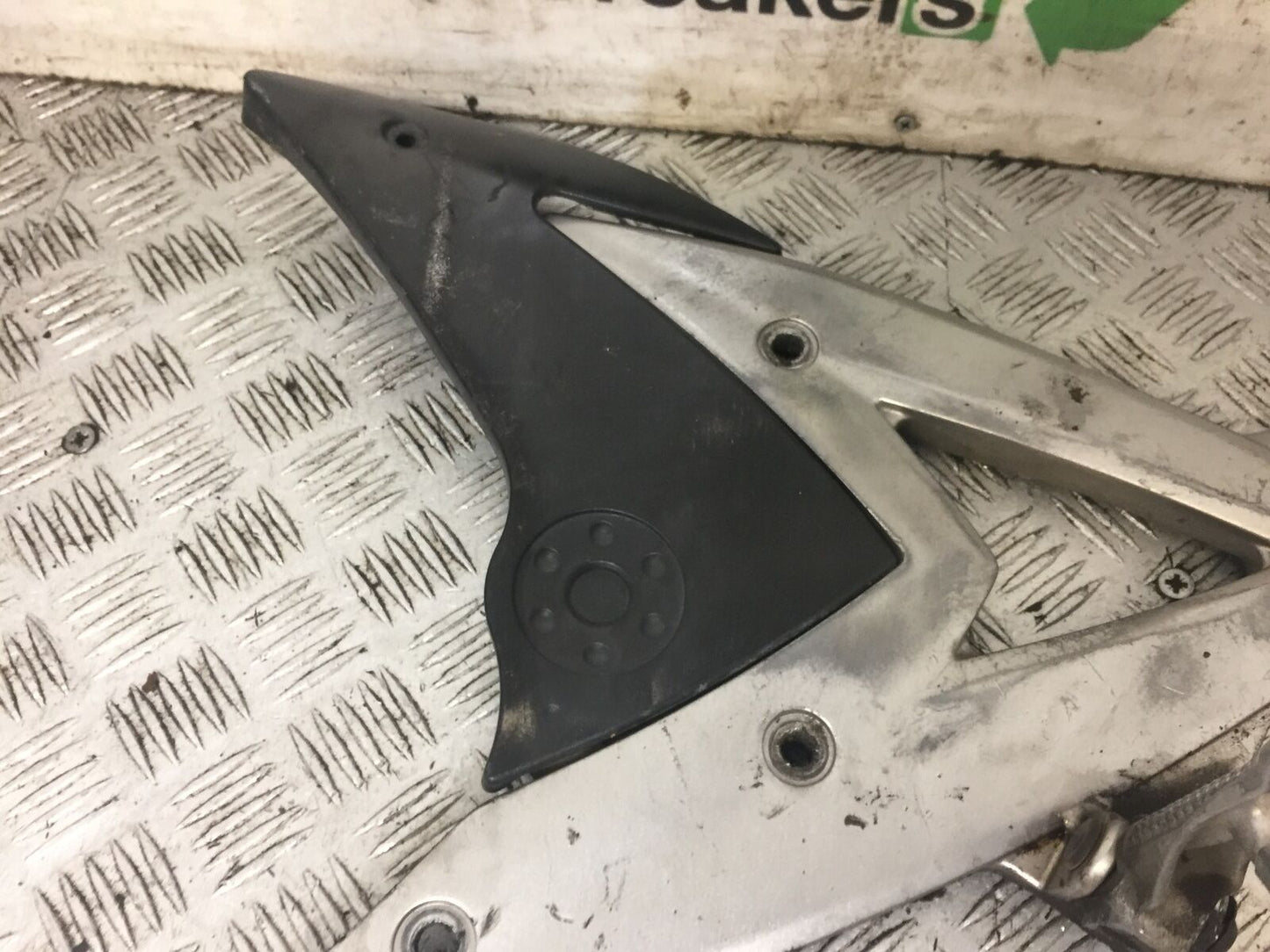 KAWASAKI ER6 F LEFT HANGER YEAR 2006-2008 (STOCK 723)