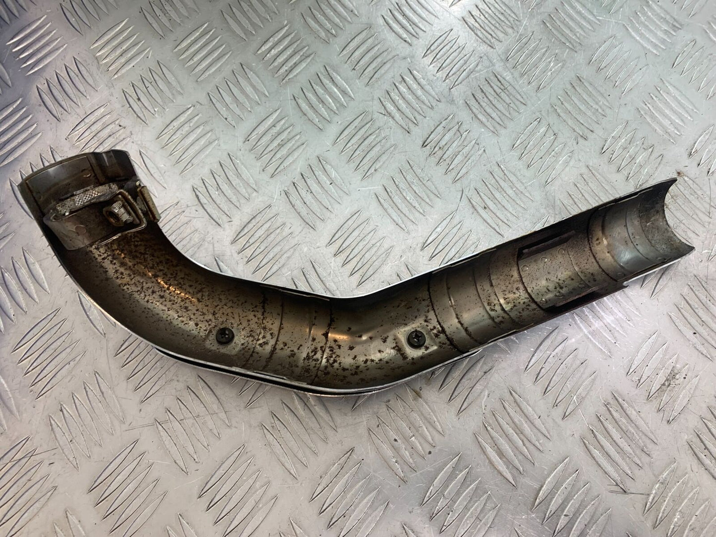 YAMAHA XVS 1100 DRAGSTAR EXHAUST SHIELD YEAR 2000-2007 (CMB1108)