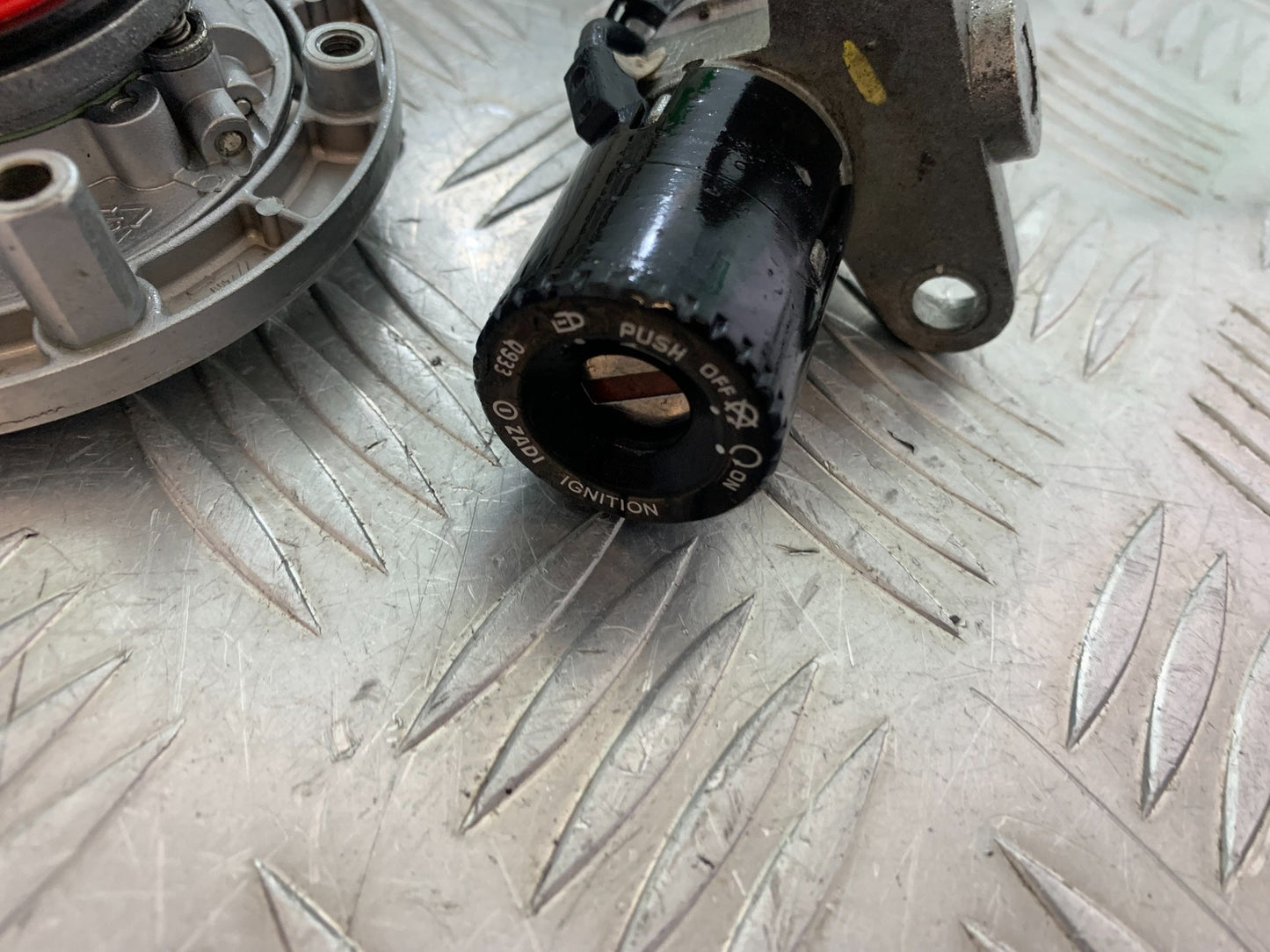 APRILIA SL750 SL 750 SHIVER ECU LOCKS KEY YEAR 2012 (CMB1074)