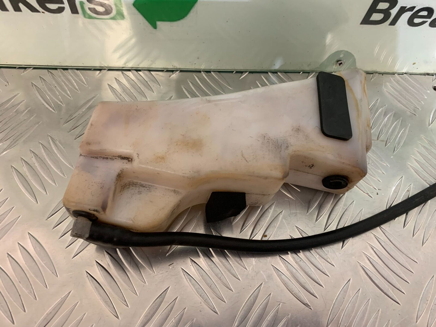TRIUMPH DAYTONA 595 955i COOLANT BOTTLE 1997-2000 (STOCK 941)
