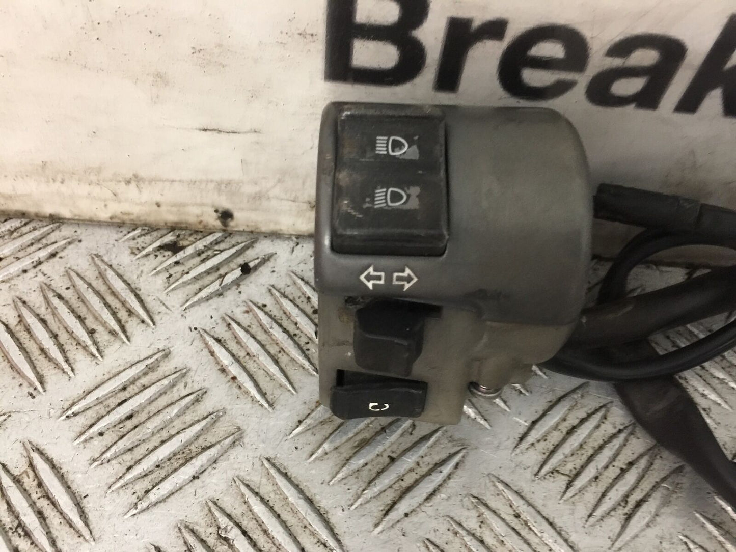 HONDA VT750 SHADOW PHANTOM LEFT SWITCH GEAR YEAR 2014 (STOCK 761)