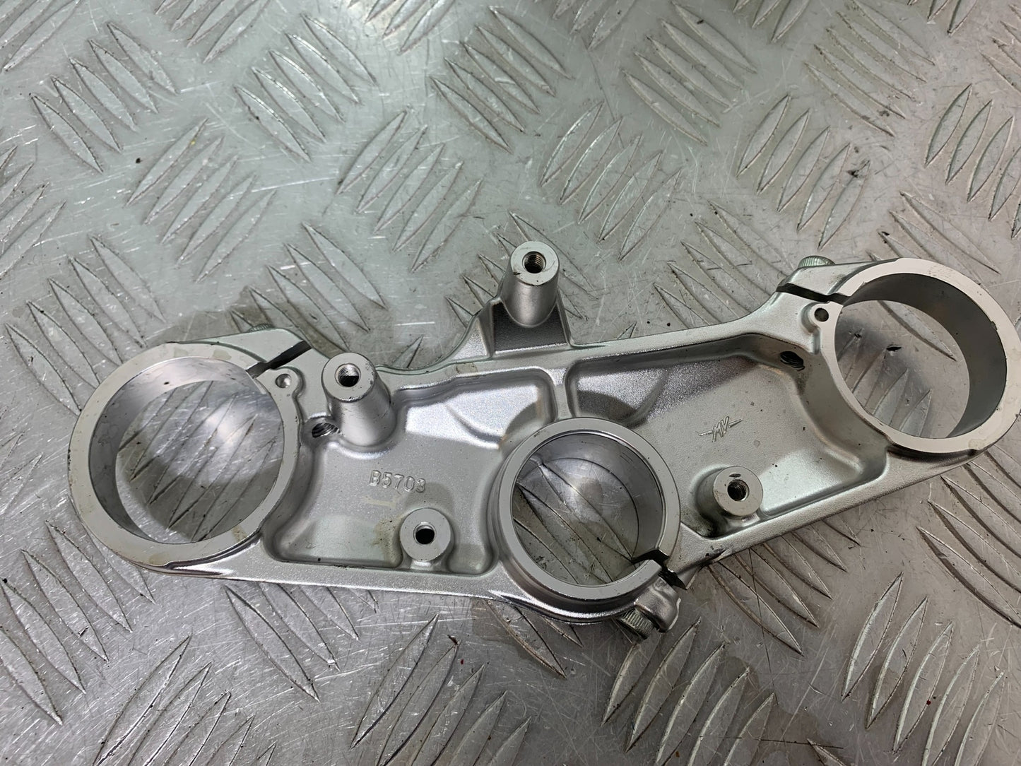 MV AGUSTA 800 F3 TOP YOKE YEAR 2013-2016 (CMB1152)
